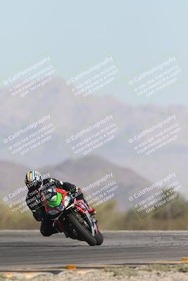 media/Oct-26-2025-Race Pace (Sun) [[c1447ca738]]/Non Verified (1st 20 Minutes of every Hour)/4-Turn 14 (1110am)/